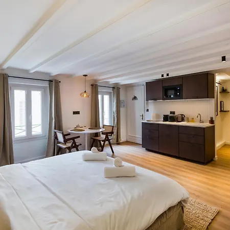 Luxury Forville - Center Apartment *